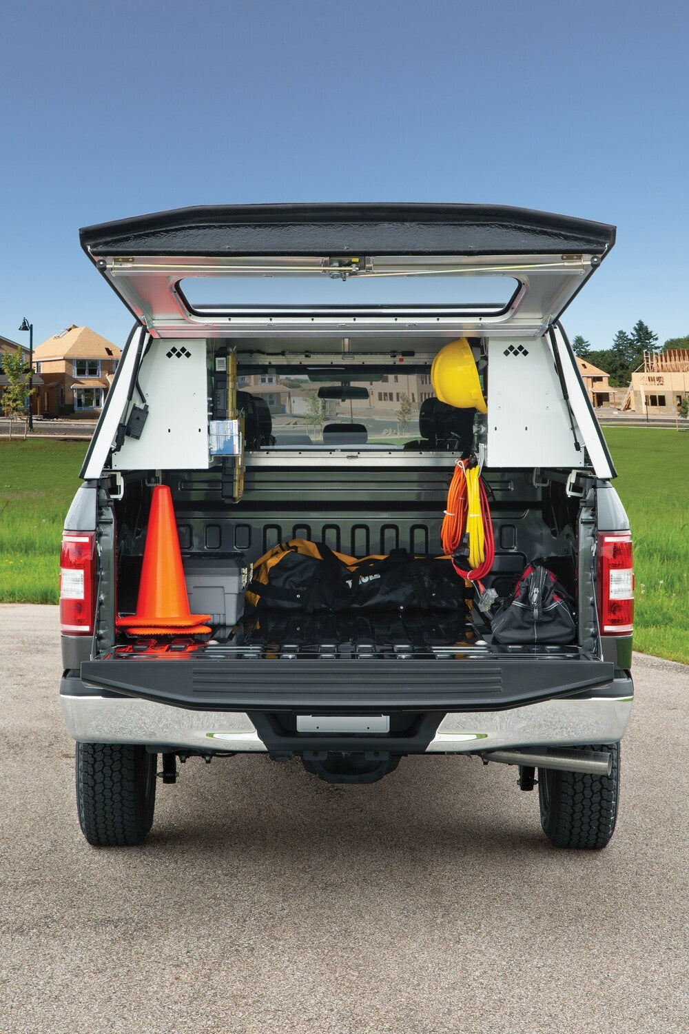 DCU-MT3 Commercial Truck Cap