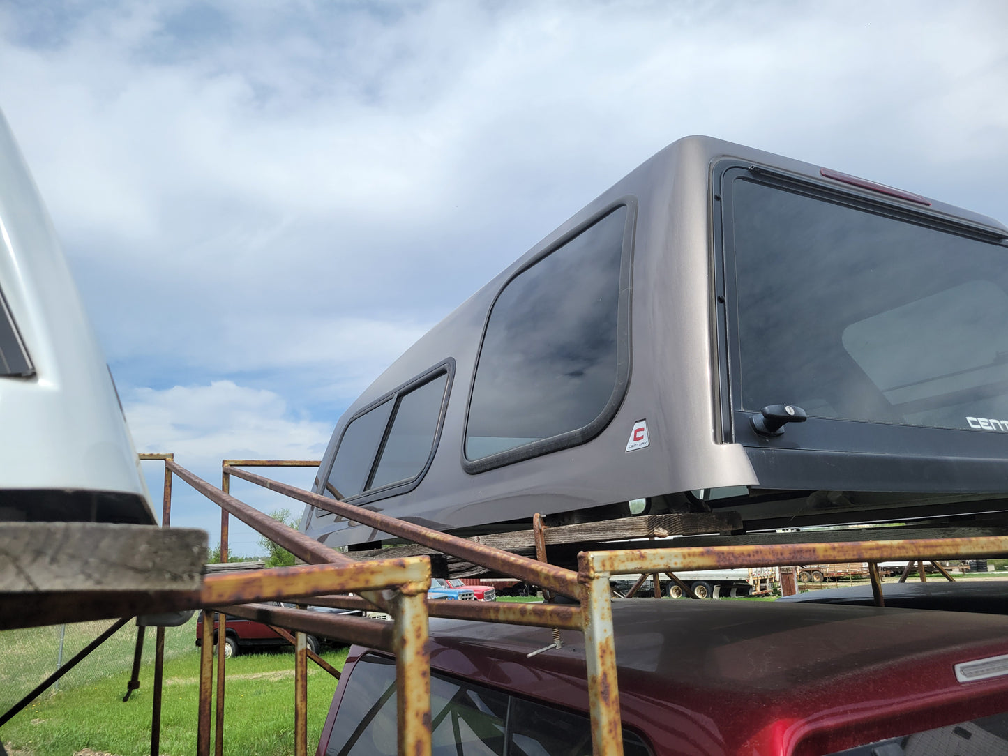 USED CENTURY T-CLASS CAP 15-20 FORD F150 6.6' BOX