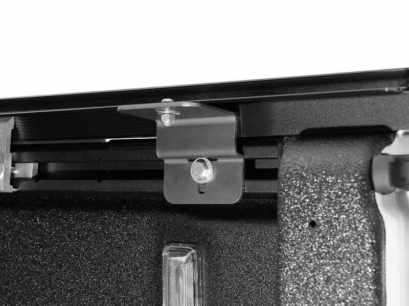 Armis Hard Rolling Tonneau Cover